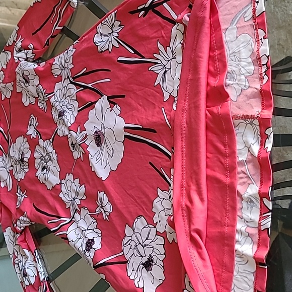 Ivanka Trump Floral Dress ❤️ - Picture 7 of 8